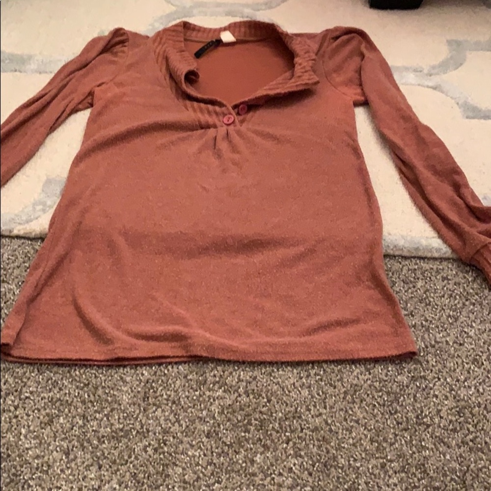 Long sleeve sweater